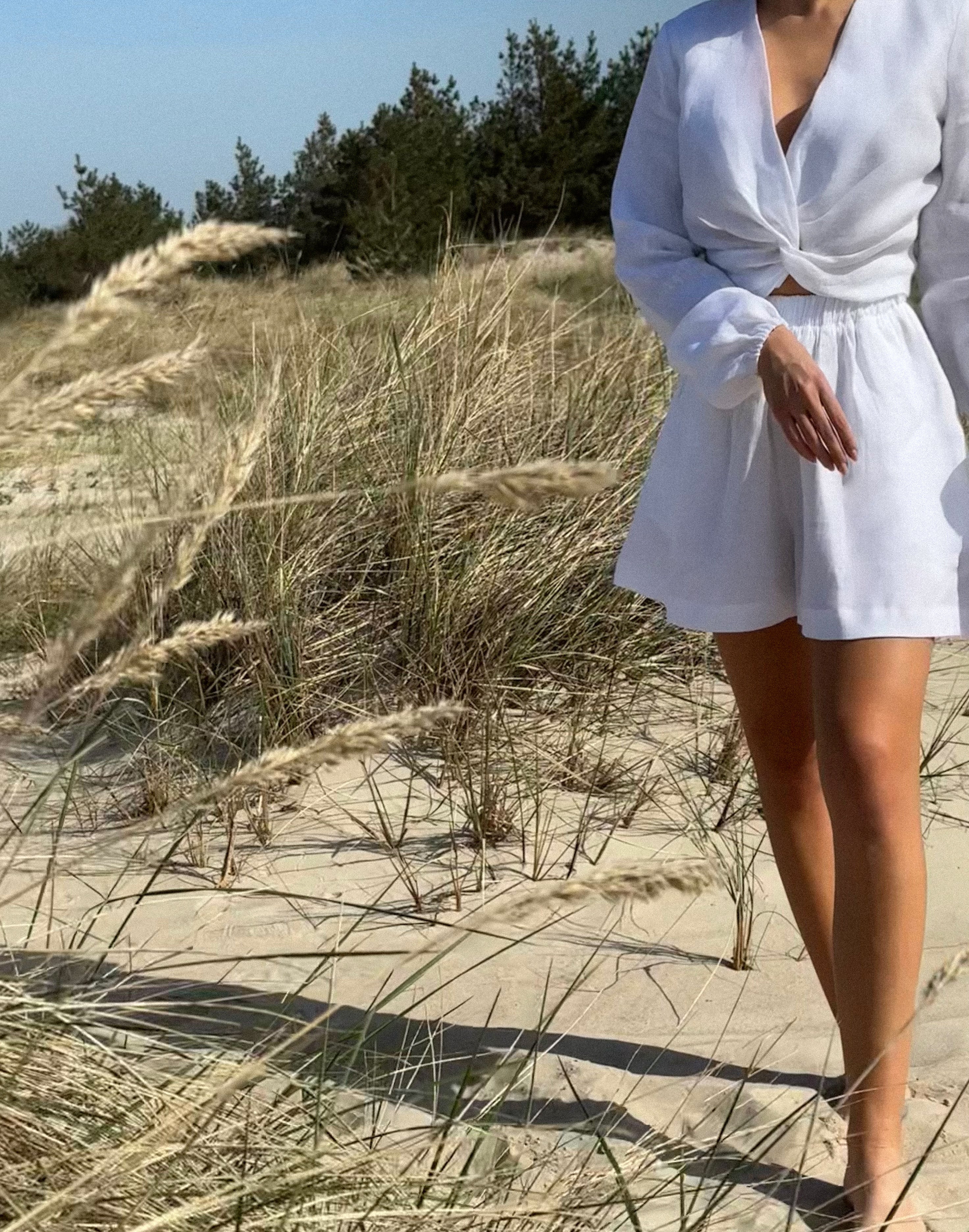 Linen blouse twist