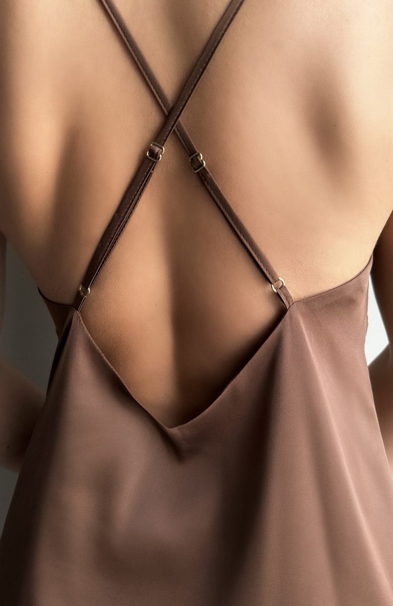 Naktiniai - Chère Madam